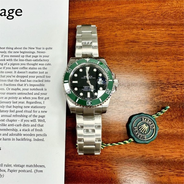 Rolex Submariner Series Men's Black Dial 40mm