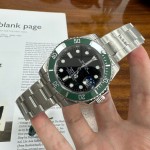 Rolex Submariner Series Men's Black Dial 40mm