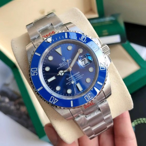 Rolex Submariner, blue dial, blue bezel, 40mm, silver Oyster bracelet.