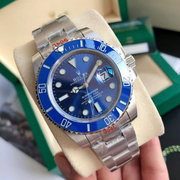 Rolex Submariner, blue dial, blue bezel, 40mm, silver Oyster bracelet.