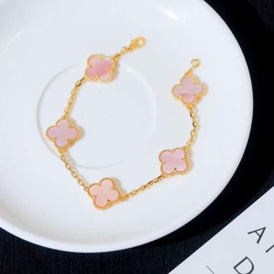 Van Cleef & Arpels Lucky Four-Leaf Clover Bracelet Pink Gold