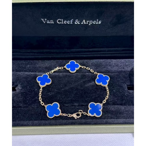 Four-leaf clover bracelet silver blue