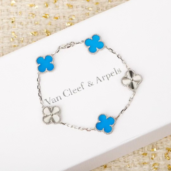 Four-leaf Clover Half Blue Bracelet Silver Blue