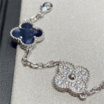 Four-leaf clover bracelet blue spaced diamonds