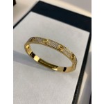 卡地亚满天星金色手镯