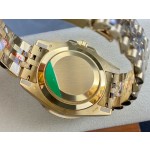 Rolex GMT-Master series, black dial, black bezel, 40mm, gold five-link bracelet.