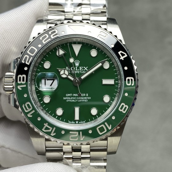 Rolex GMT-Master series, green dial, black and green bezel, 40mm, silver five-link bracelet.