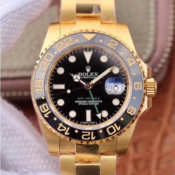 Greenwich series, black dial, black bezel, 40mm, gold Oyster bracelet.