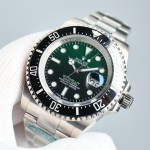 Rolex Sea-Dweller series, gradient green dial, 43mm, silver Oyster bracelet.