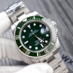 Rolex Submariner series, green dial, green bezel, 40mm, silver Oyster bracelet.