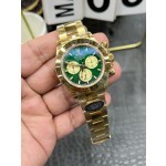 Rolex Daytona series, green dial, gold bezel, gold case, 40mm, gold Oyster bracelet.