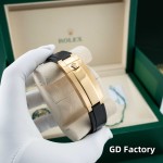 Rolex Daytona series, meteorite dial, black bezel, rose gold case, 40mm, rubber strap.