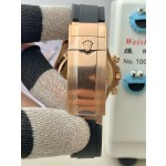 Rolex Daytona series, chocolate-colored dial, black bezel, rose gold case, 40mm, rubber strap.