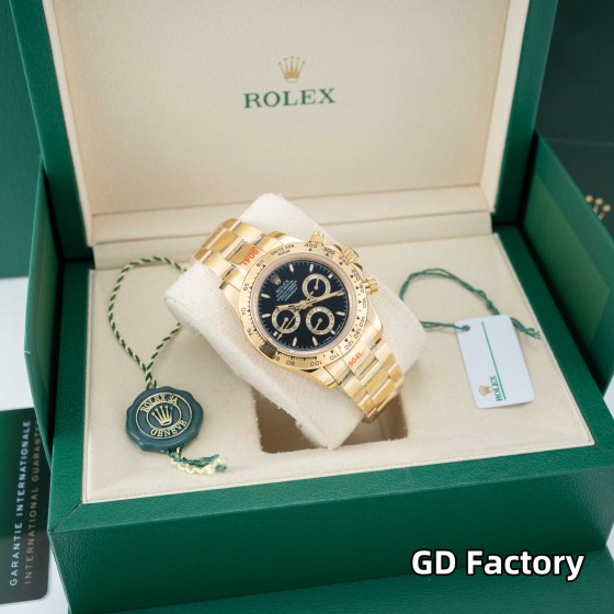 Rolex Daytona series, black dial, gold bezel, gold case, 40mm, gold Oyster bracelet.