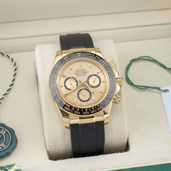 Rolex Daytona series, gold dial, black bezel, gold case, 40mm, rubber strap.