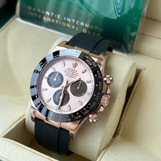 Rolex Daytona series, rose gold dial, black bezel, rose gold case, 40mm, rubber strap.
