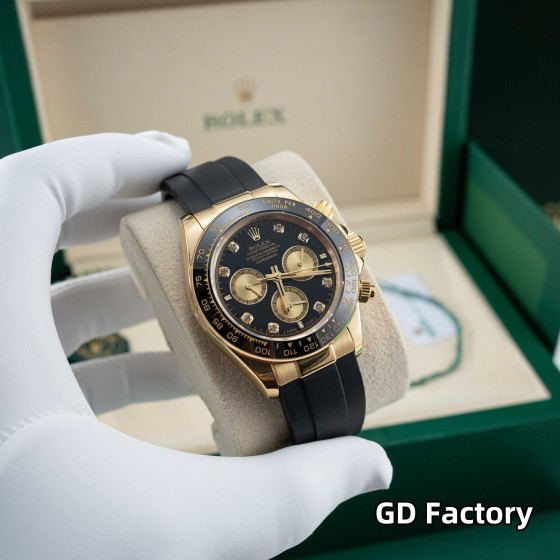 Rolex Daytona series, diamond-set black dial, black bezel, gold case, 40mm, rubber strap.