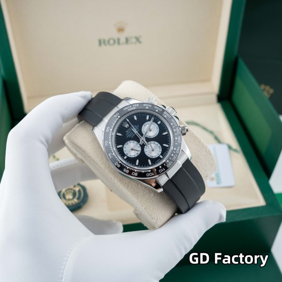 Rolex Daytona series, black dial, black bezel, silver case, 40mm, rubber strap.