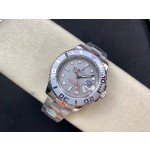 Rolex Yacht-Master series, silver dial, silver bezel, silver case, 40mm, silver Oyster bracelet.