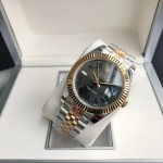 Datejust series men's watch, dark gray dial, gold bezel, 41mm, two-tone five-link bracelet.