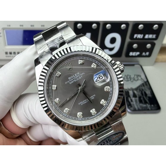 Datejust series men's watch with diamonds, silver-gray dial, silver bezel, 41mm, silver Oyster bracelet.