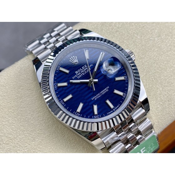 Log series men's watch, wave pattern blue dial, silver bezel, 41mm, silver five-link bracelet.