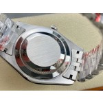 Log series men's watch, wave pattern green dial, silver bezel, 41mm, silver five-link bracelet.