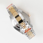 Datejust series men's watch, silver dial, gold bezel, 41mm, two-tone five-link bracelet.