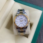 Log Series men's and women's watches, white dial, gold bezel, 41mm, two-tone Oyster bracelet.