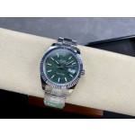 Log series men's watch, wave pattern green dial, silver bezel, 41mm, silver Oyster bracelet.