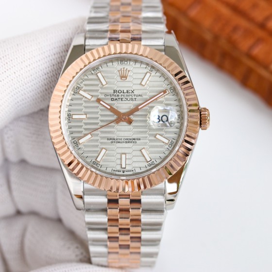 Datejust series men's watch, silver dial, rose gold bezel, 41mm, two-tone five-link bracelet.