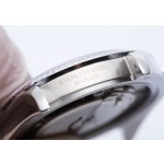 Log Series men's watch, silver-gray dial, rose gold bezel, 41mm, two-tone five-link bracelet.