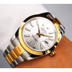 Datejust series men's watch, silver dial, gold bezel, 41mm, two-tone Oyster bracelet.