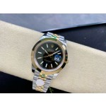 Log series men's watch, black dial, gold bezel, 41mm, two-tone five-link bracelet.