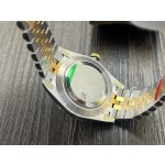 Log series men's watch, white dial, gold bezel, 41mm, two-tone five-link bracelet.