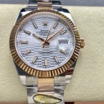Log Series men's watch, wave-patterned silver dial, rose gold bezel, 41mm, two-tone Oyster bracelet.