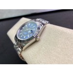 Navigator series men's watch, blue dial, silver bezel, 42mm, silver five-link bracelet.