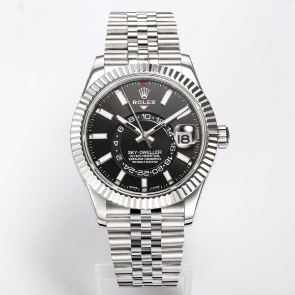 Navigator series men's watch, bright black dial, silver bezel, 42mm, silver five-link bracelet.