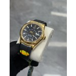 Navigator series men's watch, bright black dial, gold bezel, 42mm, rubber strap.