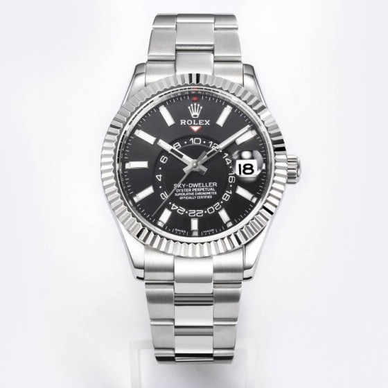 Navigator series men's watch, bright black dial, silver bezel, 42mm, silver Oyster bracelet.