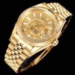 Navigator series men's watch, gold dial, gold bezel, 42mm, gold five-link bracelet.