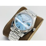 Sunday date display series men's watch, ice blue dial, silver bezel, 40mm, silver President-style bracelet.