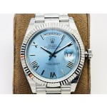 Sunday date display series men's watch, ice blue dial, silver bezel, 40mm, silver President-style bracelet.