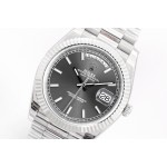Sunday date display series men's watch, slate gray dial, silver bezel, 40mm, silver President-style bracelet.