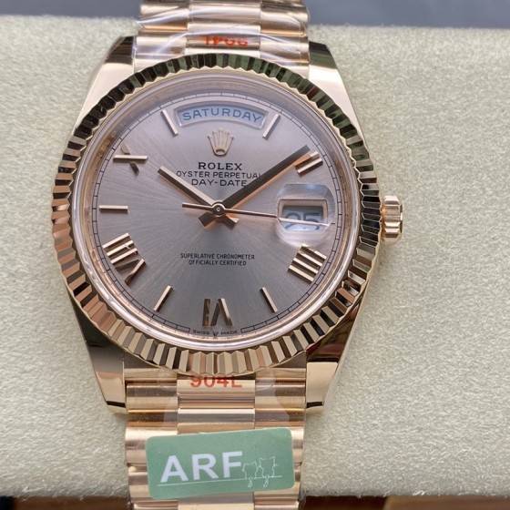 Sunday date display series men's watch, champagne dial, rose gold bezel, 40mm, rose gold President-style bracelet.