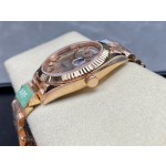 Sunday date display series men's watch, champagne dial, rose gold bezel, 40mm, rose gold President-style bracelet.
