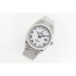 Sunday calendar series men's watch, white dial, silver bezel, 40mm, silver President-style bracelet.