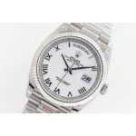 Sunday calendar series men's watch, white dial, silver bezel, 40mm, silver President-style bracelet.