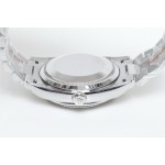 Sunday calendar series men's watch, white dial, silver bezel, 40mm, silver President-style bracelet.
