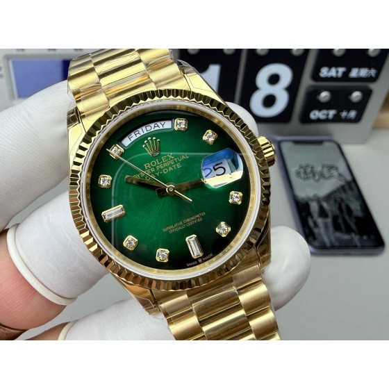 Sunday date display series women's watch with gradient green dial, gold bezel, 36mm case, and gold President-style bracelet.